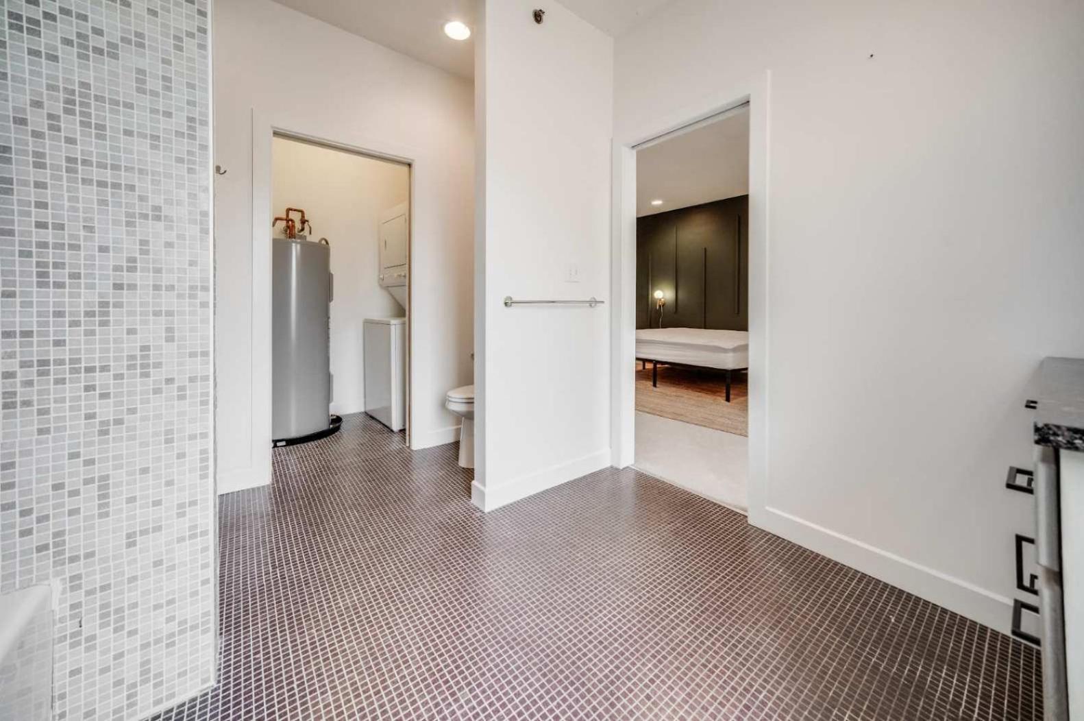 Chic Modern In The Vibrant Nulu District Apartment *